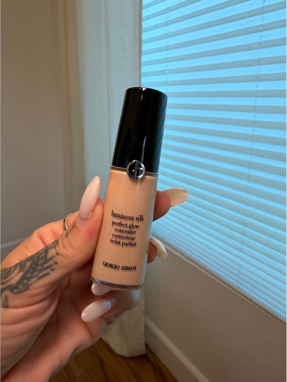 Giorgio Armani Luminous Silk Perfect Glow Concealer - Shade 4
